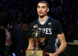 a8体育直播-击剑小将姜鑫瑞，剑锋淬自信 赛场见真我