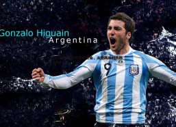 a8体育直播-罗家双胞胎，泳池两端的共同梦想